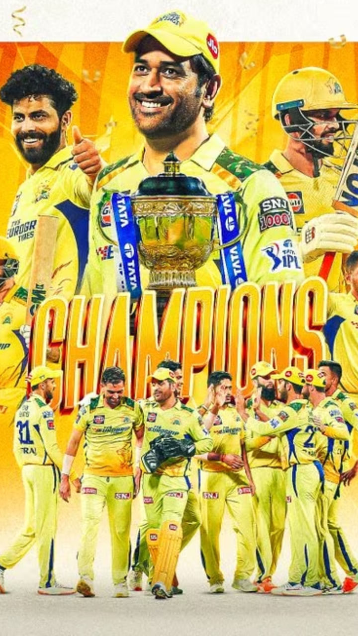 ಮೂರನೇ ಸ್ಥಾನದಲ್ಲಿರುವ ಐದು ಬಾರಿಯ ಚಾಂಪಿಯನ್ ಚೆನ್ನೈ ಸೂಪರ್ ಕಿಂಗ್ಸ್ 1401 ಸಿಕ್ಸರ್‌ ಹೊಡೆದಿದೆ.