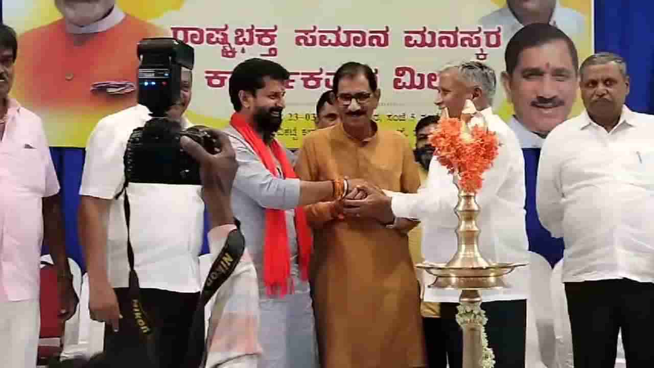 ತುಮಕೂರು: ಬಿಜೆಪಿಗೆ ಸೊಗಡು ಶಿವಣ್ಣ ಘರ್​ವಾಪ್ಸಿ; ವಿ.ಸೋಮಣ್ಣ ಪರ ಸಿಟಿ ರವಿ-ಸೊಗಡು ಶಿವಣ್ಣ ಪ್ರಚಾರ