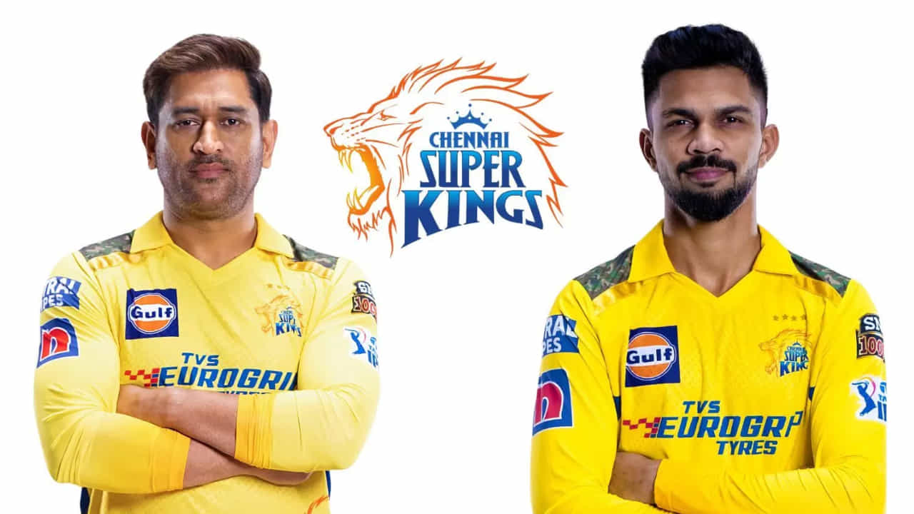 ಐಪಿಎಲ್ ಆರಂಭಕ್ಕೂ ಮೊದಲು ಈ ಲೀಗ್ನ ಅತ್ಯಂತ ಯಶಸ್ವಿ ತಂಡವಾದ ಚೆನ್ನೈ ಸೂಪರ್ ಕಿಂಗ್ಸ್ ತನ್ನ ನಾಯಕನನ್ನು ಬದಲಿಸಿದೆ. ಈ ಮೂಲಕ 17ನೇ ಆವೃತ್ತಿಯ ಐಪಿಎಲ್ ಆರಂಭಕ್ಕೂ ಮುನ್ನ ತಂಡದ ನಾಯಕನನ್ನು ಬದಲಿಸಿದ ಆರನೇ ತಂಡ ಎನಿಸಿಕೊಂಡಿದೆ.