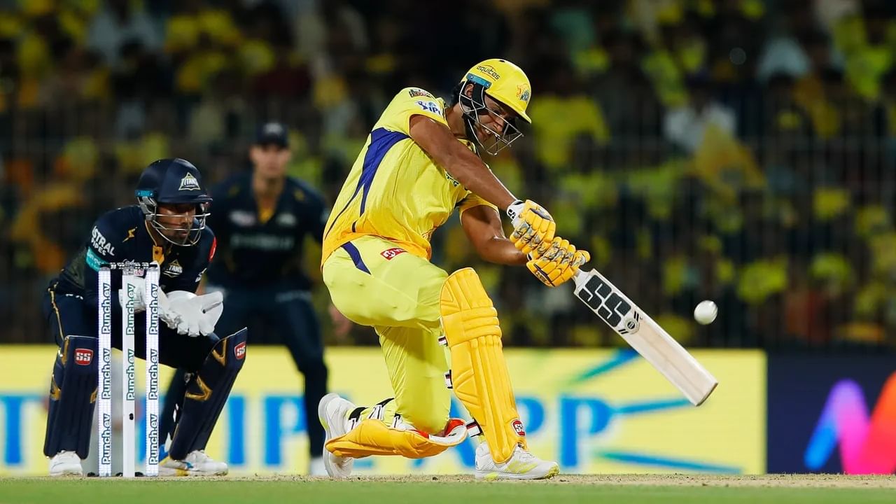 ಈ ಮೂಲಕ ಶಿವಂ ದುಬೆ ತಮ್ಮ ಆಲ್ರೌಂಡರ್ ಆಟದೊಂದಿಗೆ ಭಾರತ ತಂಡದ ಗೆಲುವಿನಲ್ಲಿ ಪ್ರಮುಖ ಪಾತ್ರವಹಿಸಿದ್ದರು. ಇದೀಗ ಐಪಿಎಲ್ನಲ್ಲೂ ಸಂಚಲನ ಸೃಷ್ಟಿಸುವ ಮೂಲಕ ಟಿ20 ವಿಶ್ವಕಪ್ ತಂಡದಲ್ಲೂ ಸ್ಥಾನ ಪಡೆಯುವ ನಿರೀಕ್ಷೆಯಲ್ಲಿದ್ದಾರೆ.