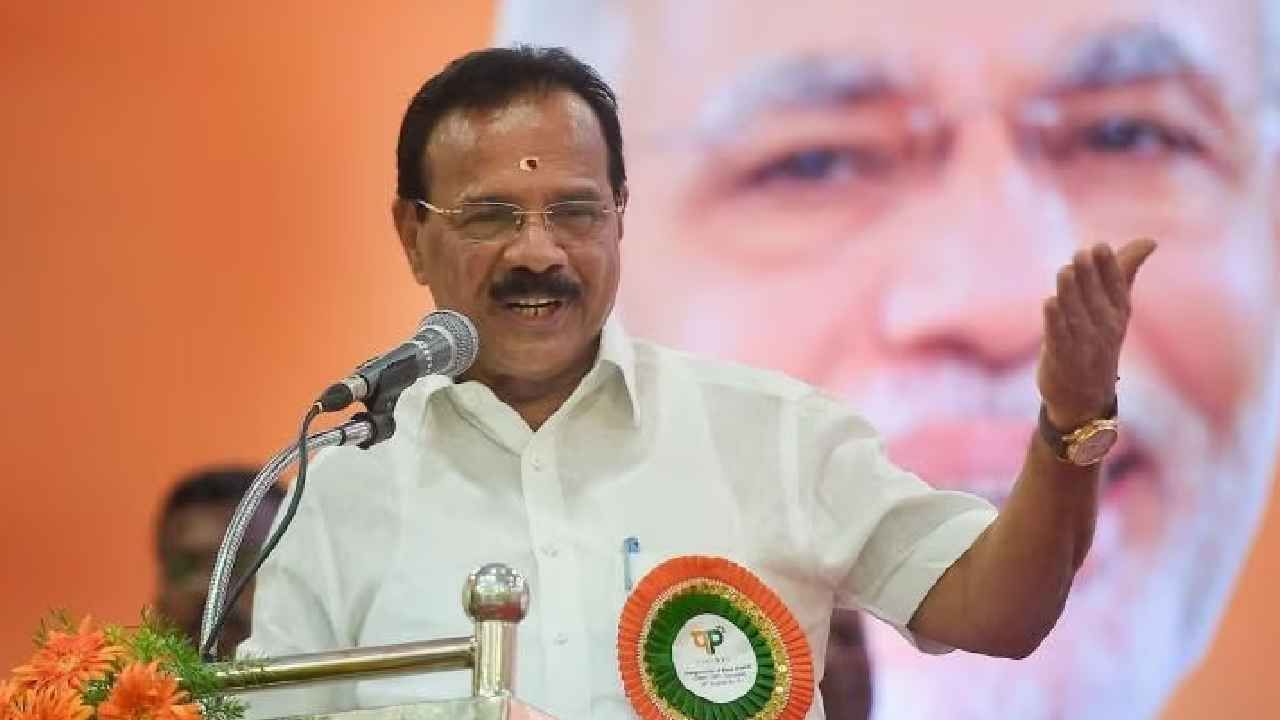 ಡಿವಿ ಸದಾನಂದಗೌಡರನ್ನು ಸಂಪರ್ಕಿಸಿದ ಬಿಜೆಪಿ ಹೈಕಮಾಂಡ್; ಚಿಕ್ಕಬಳ್ಳಾಪುರದ ಟಿಕೆಟ್ ಆಫರ್ ಡಿವಿ ಸದಾನಂದಗೌಡರನ್ನು ಸಂಪರ್ಕಿಸಿದ ಬಿಜೆಪಿ ಹೈಕಮಾಂಡ್; ಚಿಕ್ಕಬಳ್ಳಾಪುರದ ಟಿಕೆಟ್ ಆಫರ್