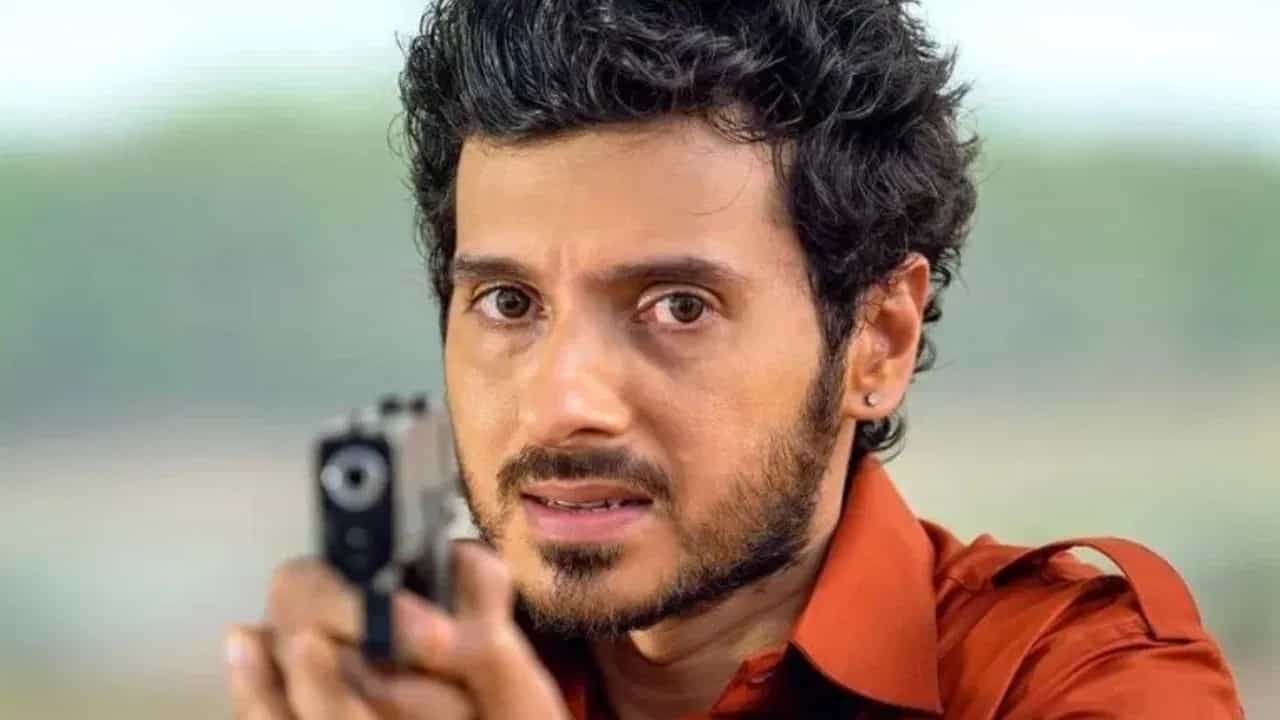 ‘ಮಿರ್ಜಾಪುರ್ 3’ ಸೀರಿಸ್ ವಿಚಾರದಲ್ಲಿ ಅಭಿಮಾನಿಗಳಿಗೆ ಸಿಕ್ಕಿದೆ ಸಖತ್ ಬೇಸರದ ಸುದ್ದಿ ‘ಮಿರ್ಜಾಪುರ್ 3’ ಸೀರಿಸ್ ವಿಚಾರದಲ್ಲಿ ಅಭಿಮಾನಿಗಳಿಗೆ ಸಿಕ್ಕಿದೆ ಸಖತ್ ಬೇಸರದ ಸುದ್ದಿ