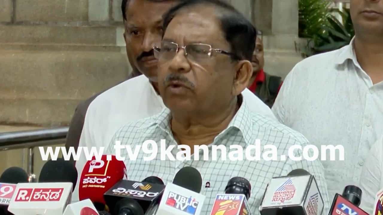 ಫೇಕ್ ನ್ಯೂಸ್ಗೆ ಕಡಿವಾಣ ಹಾಕಲು ಮುಂದಾದ ರಾಜ್ಯ ಸರ್ಕಾರ, ಸಮನ್ವಯ ಸಮಿತಿ ರಚನೆ ಫೇಕ್ ನ್ಯೂಸ್ಗೆ ಕಡಿವಾಣ ಹಾಕಲು ಮುಂದಾದ ರಾಜ್ಯ ಸರ್ಕಾರ, ಸಮನ್ವಯ ಸಮಿತಿ ರಚನೆ