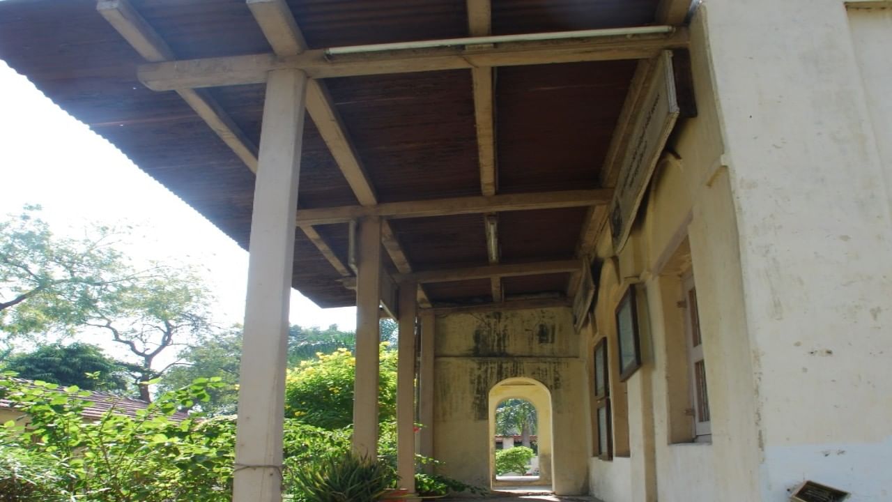 ಮಹಾತ್ಮಾ ಗಾಂಧೀಜಿಯವರ ಆದರ್ಶಗಳನ್ನು ಎತ್ತಿಹಿಡಿಯುವುದು, ಪಾಲಿಸುವುದು ಮತ್ತು ಅವರ ಆದರ್ಶಗಳನ್ನು ಪ್ರದರ್ಶಿಸುವ ಮತ್ತು ಅವರನ್ನು ಜನರಿಗೆ ಹತ್ತಿರವಾಗಿಸುವ ಮಾರ್ಗಗಳನ್ನು ಅಭಿವೃದ್ಧಿಪಡಿಸುವುದು ಪ್ರಧಾನಿಯವರ ನಿರಂತರ ಪ್ರಯತ್ನವಾಗಿದೆ.