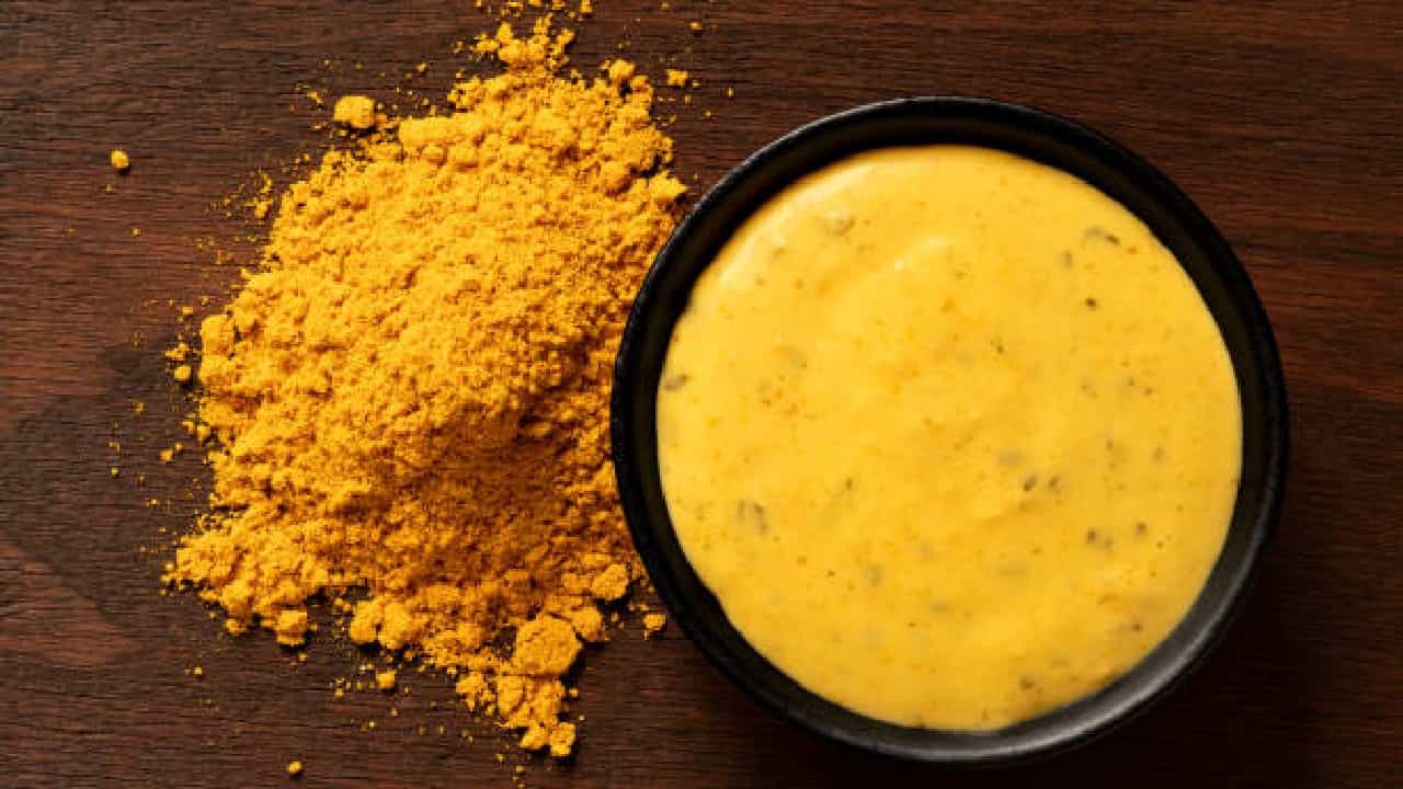 Skin Care: ಮನೆಯಲ್ಲೇ ತುಪ್ಪ- ಅರಿಶಿನದ ಕ್ರೀಮ್ ಮಾಡುವುದು ಹೇಗೆ? Skin Care: ಮನೆಯಲ್ಲೇ ತುಪ್ಪ- ಅರಿಶಿನದ ಕ್ರೀಮ್ ಮಾಡುವುದು ಹೇಗೆ?