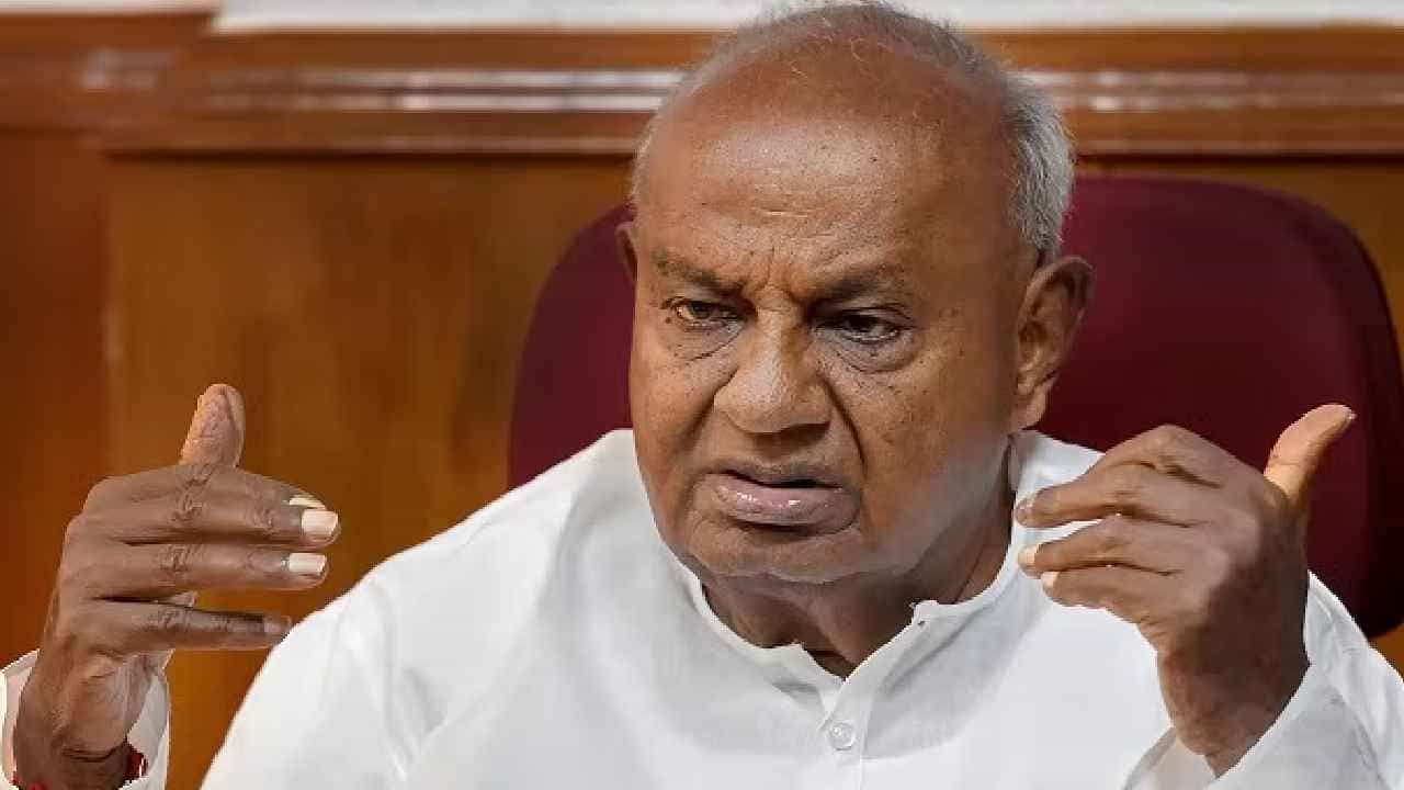 ಹಾಸನ ಕ್ಷೇತ್ರದ ಗೆಲುವಿಗೆ ನಿರ್ಣಾಯಕವಾಗಿರುವ ಕಡೂರಿನಲ್ಲಿ ದಳಪತಿ ದೇವೇಗೌಡ ರಣತಂತ್ರ ಹಾಸನ ಕ್ಷೇತ್ರದ ಗೆಲುವಿಗೆ ನಿರ್ಣಾಯಕವಾಗಿರುವ ಕಡೂರಿನಲ್ಲಿ ದಳಪತಿ ದೇವೇಗೌಡ ರಣತಂತ್ರ