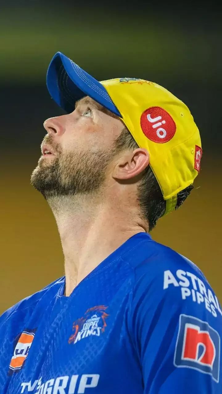 ಕಾನ್ವೇ ಐಪಿಎಲ್ 2023 ರಲ್ಲಿ CSK ಗಾಗಿ 16 ಪಂದ್ಯಗಳಲ್ಲಿ 672 ರನ್ ಗಳಿಸಿದ್ದರು. ಇವರ ಅಲಭ್ಯತೆಯಲ್ಲಿ CSK ಯಾರನ್ನು ಖರೀದಿಸಬಹುದು ಎಂಬುದನ್ನು ನೋಡೋಣ.