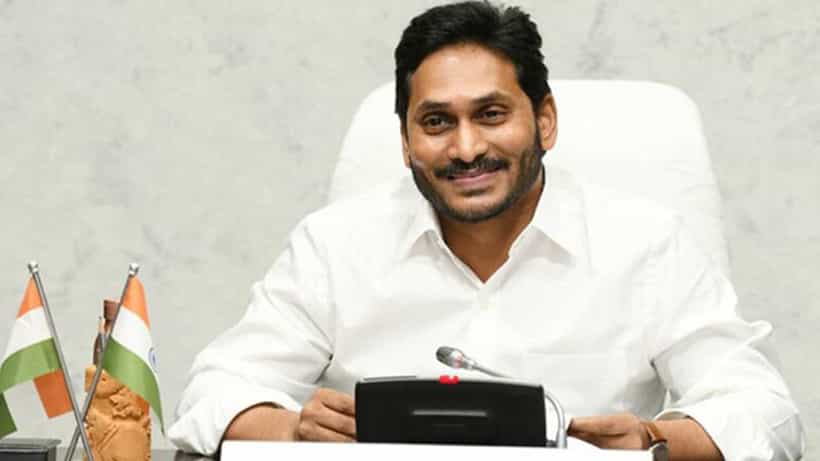 ರಾಜಕೀಯ ಕುರುಕ್ಷೇತ್ರದಲ್ಲಿ ಜನರೇ ಕೃಷ್ಣ, ನಾನೇ ಅರ್ಜುನ ಎಂದ ಜಗನ್ ರೆಡ್ಡಿ
