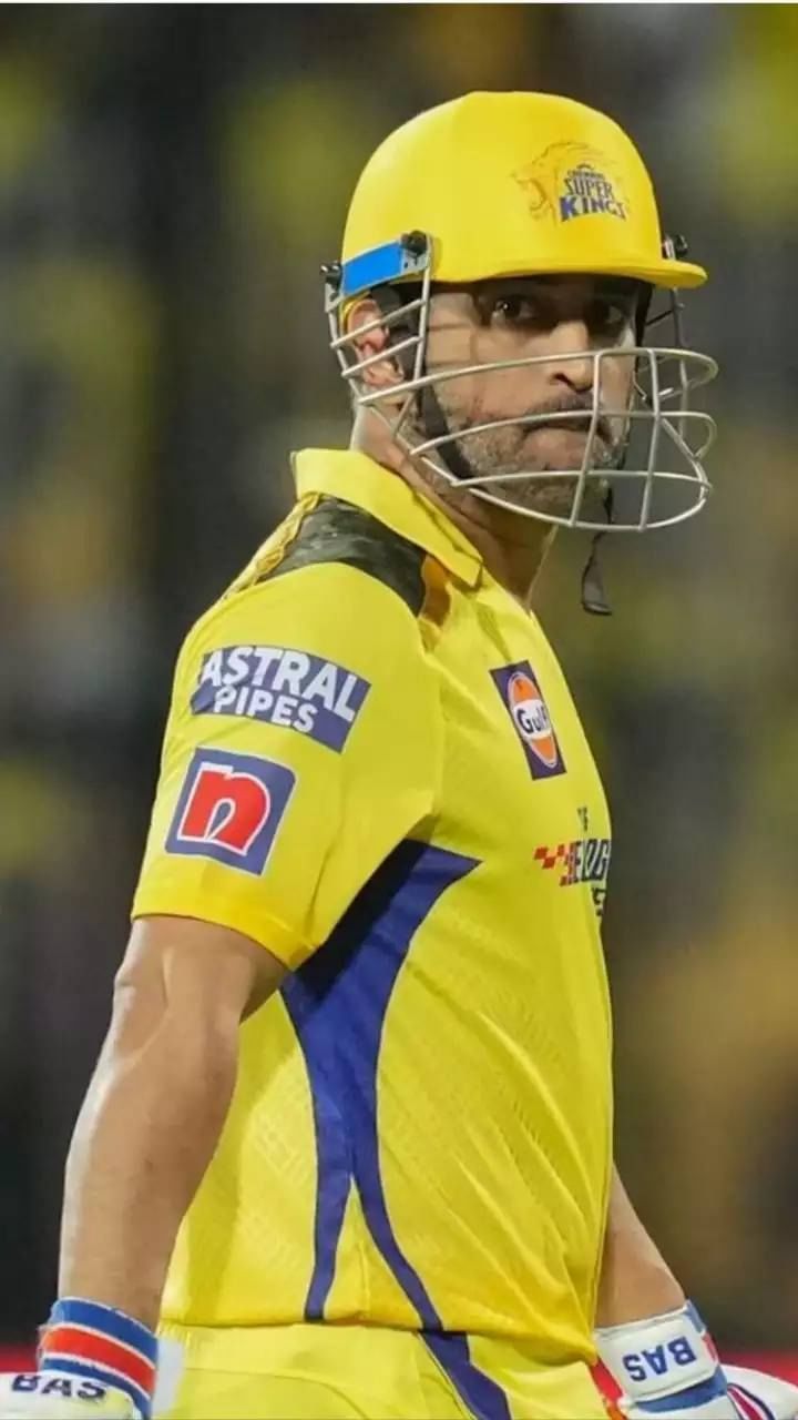 ಮಹೇಂದ್ರ ಸಿಂಗ್ ಧೋನಿ ಇಲ್ಲಿಯವರೆಗೆ ಚೆನ್ನೈ ಸೂಪರ್ ಕಿಂಗ್ಸ್ ನಾಯಕನಾಗಿ ಐದು ಐಪಿಎಲ್ ಪ್ರಶಸ್ತಿಗಳನ್ನು ಗೆದ್ದಿದ್ದಾರೆ.