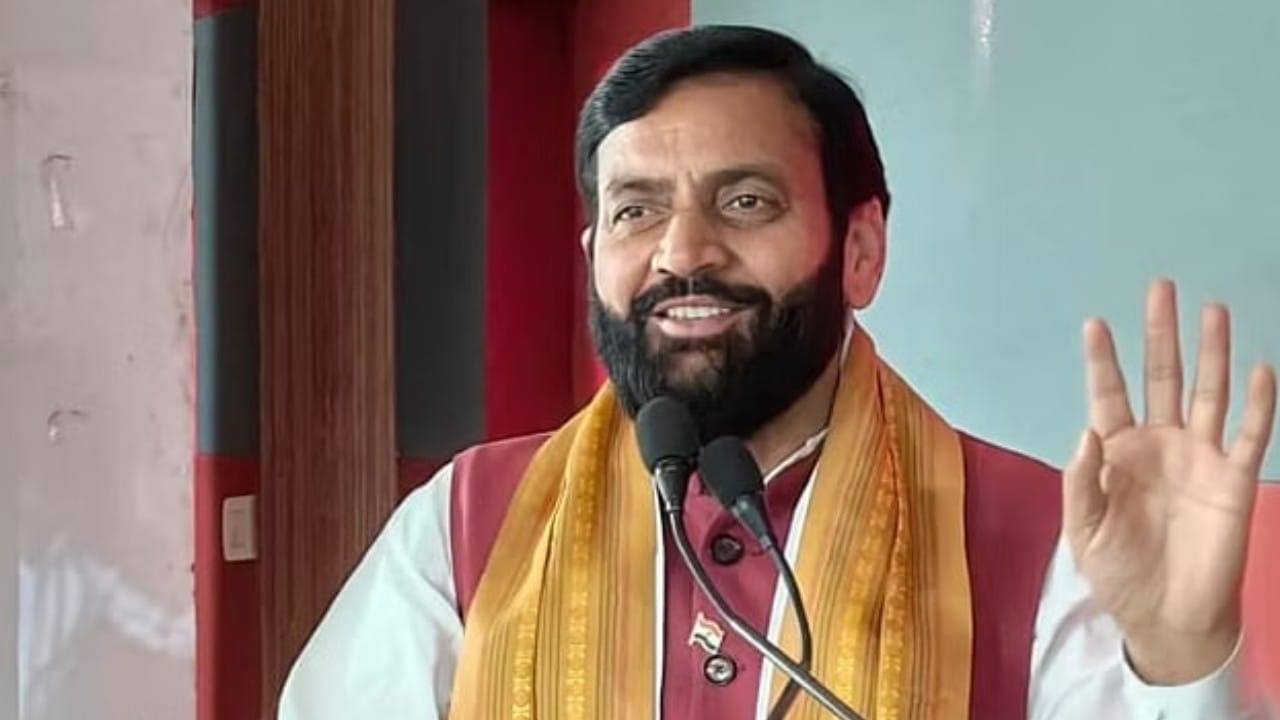 Haryana floor test: ಬಹುಮತ ಸಾಬೀತು ಪಡಿಸಿದ ಸಿಎಂ ನಯಾಬ್ ಸಿಂಗ್ ಸೈನಿ ನೇತೃತ್ವದ ಹರ್ಯಾಣ ಸರ್ಕಾರ Haryana floor test: ಬಹುಮತ ಸಾಬೀತು ಪಡಿಸಿದ ಸಿಎಂ ನಯಾಬ್ ಸಿಂಗ್ ಸೈನಿ ನೇತೃತ್ವದ ಹರ್ಯಾಣ ಸರ್ಕಾರ