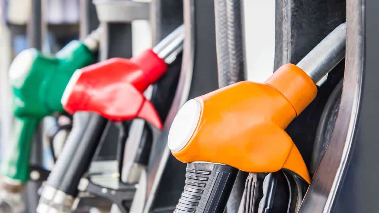 Petrol Diesel Price on March 25: ಬಿಹಾರ, ಪಂಜಾಬ್ ಹಾಗೂ ಗುಜರಾತ್ನಲ್ಲಿ ಪೆಟ್ರೋಲ್ ದುಬಾರಿ Petrol Diesel Price on March 25: ಬಿಹಾರ, ಪಂಜಾಬ್ ಹಾಗೂ ಗುಜರಾತ್ನಲ್ಲಿ ಪೆಟ್ರೋಲ್ ದುಬಾರಿ