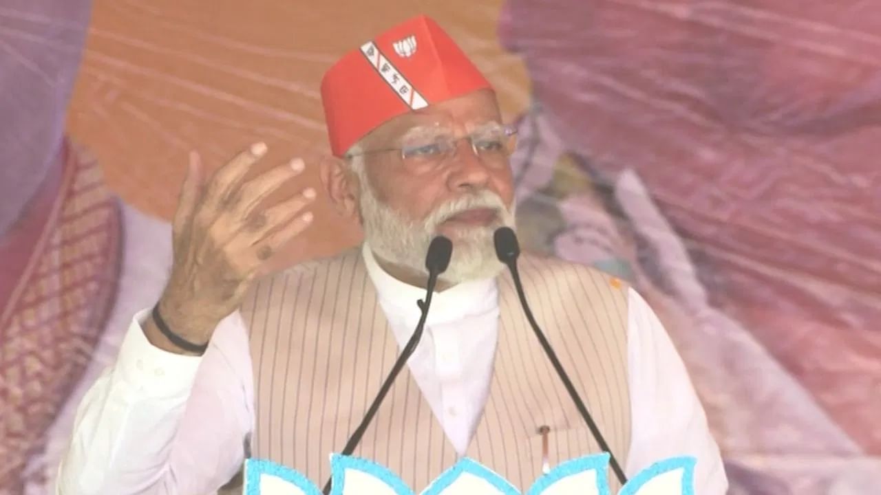 PM Modi in West Bengal: ಪಶ್ಚಿಮ ಬಂಗಾಳದಲ್ಲಿ ವಿವಿಧ ಯೋಜನೆಗಳಿಗೆ ಮೋದಿ ಚಾಲನೆ, ಟಿಎಂಸಿ ಸರ್ಕಾರದ ವಿರುದ್ಧ ಟೀಕಾ ಪ್ರಹಾರ