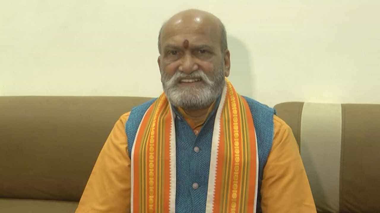 ದೇಶಕ್ಕಾಗಿ ಗೋಡ್ಸೆ ಗಾಂಧಿಯನ್ನು ಕೊಂದ: ಪ್ರಮೋದ್ ಮುತಾಲಿಕ್ ದೇಶಕ್ಕಾಗಿ ಗೋಡ್ಸೆ ಗಾಂಧಿಯನ್ನು ಕೊಂದ: ಪ್ರಮೋದ್ ಮುತಾಲಿಕ್