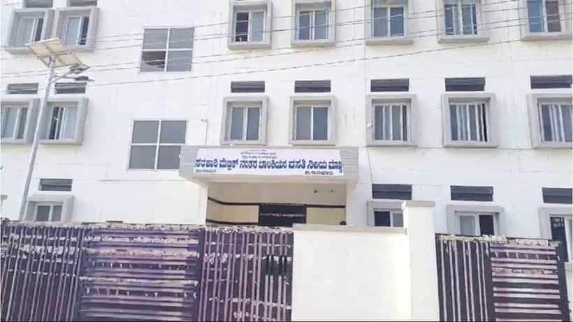 ನೀರಿನ ವಿಚಾರಕ್ಕೆ ಲೇಡಿಸ್ ಹಾಸ್ಟೆಲ್ನಲ್ಲಿ ರ್ಯಾಗಿಂಗ್; ಜೂನಿಯರ್ ವಿದ್ಯಾರ್ಥಿನಿಯನ್ನು ಕೂಡಿ ಹಾಕಿ ಹಲ್ಲೆ