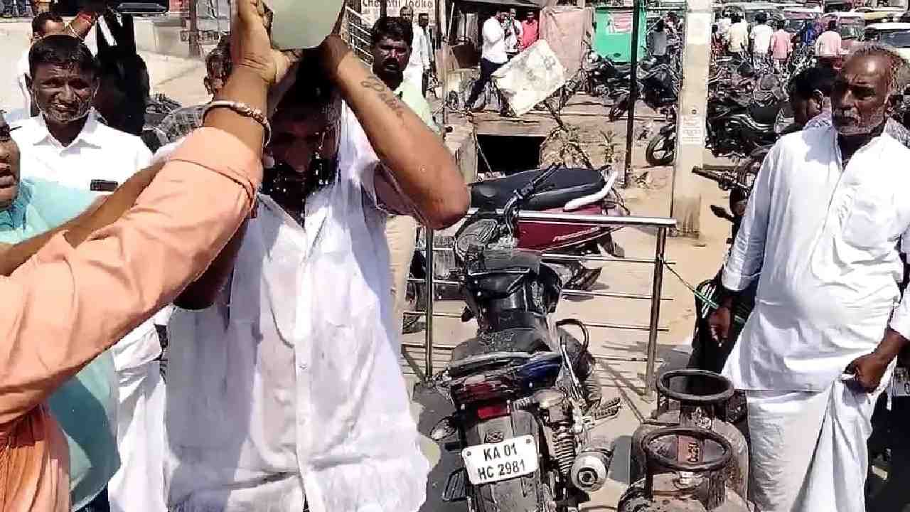 ರಾಯಚೂರು ಬಿಜೆಪಿಯಲ್ಲಿ ಅಸಮಾಧಾನ ಸ್ಫೋಟ: ಅತ್ಮಹತ್ಯೆಗೆ ಯತ್ನಿಸಿದ ಬಿವಿ ನಾಯಕ್ ಬೆಂಬಲಿಗರು ರಾಯಚೂರು ಬಿಜೆಪಿಯಲ್ಲಿ ಅಸಮಾಧಾನ ಸ್ಫೋಟ: ಅತ್ಮಹತ್ಯೆಗೆ ಯತ್ನಿಸಿದ ಬಿವಿ ನಾಯಕ್ ಬೆಂಬಲಿಗರು