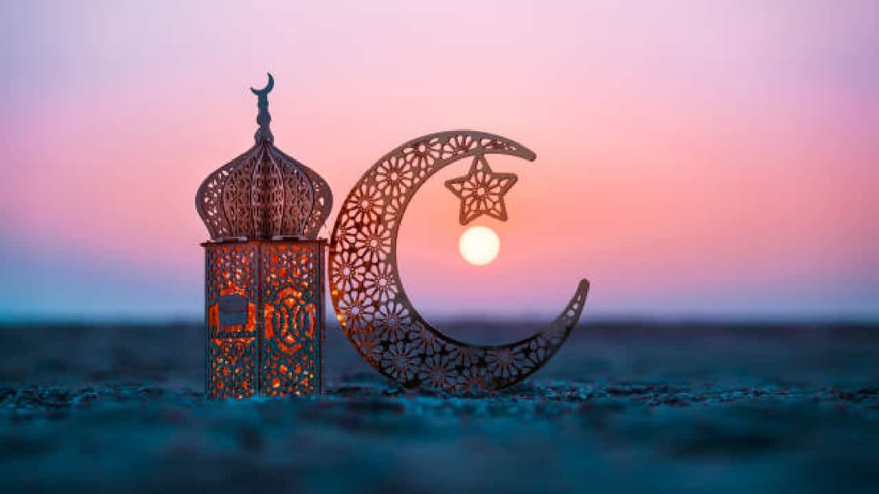 Ramadan 2024: ರಂಜಾನ್ ಹಬ್ಬ; ಭಾರತದಲ್ಲಿ ಚಂದ್ರನ ದರ್ಶನ ಯಾವಾಗ? Ramadan 2024: ರಂಜಾನ್ ಹಬ್ಬ; ಭಾರತದಲ್ಲಿ ಚಂದ್ರನ ದರ್ಶನ ಯಾವಾಗ?