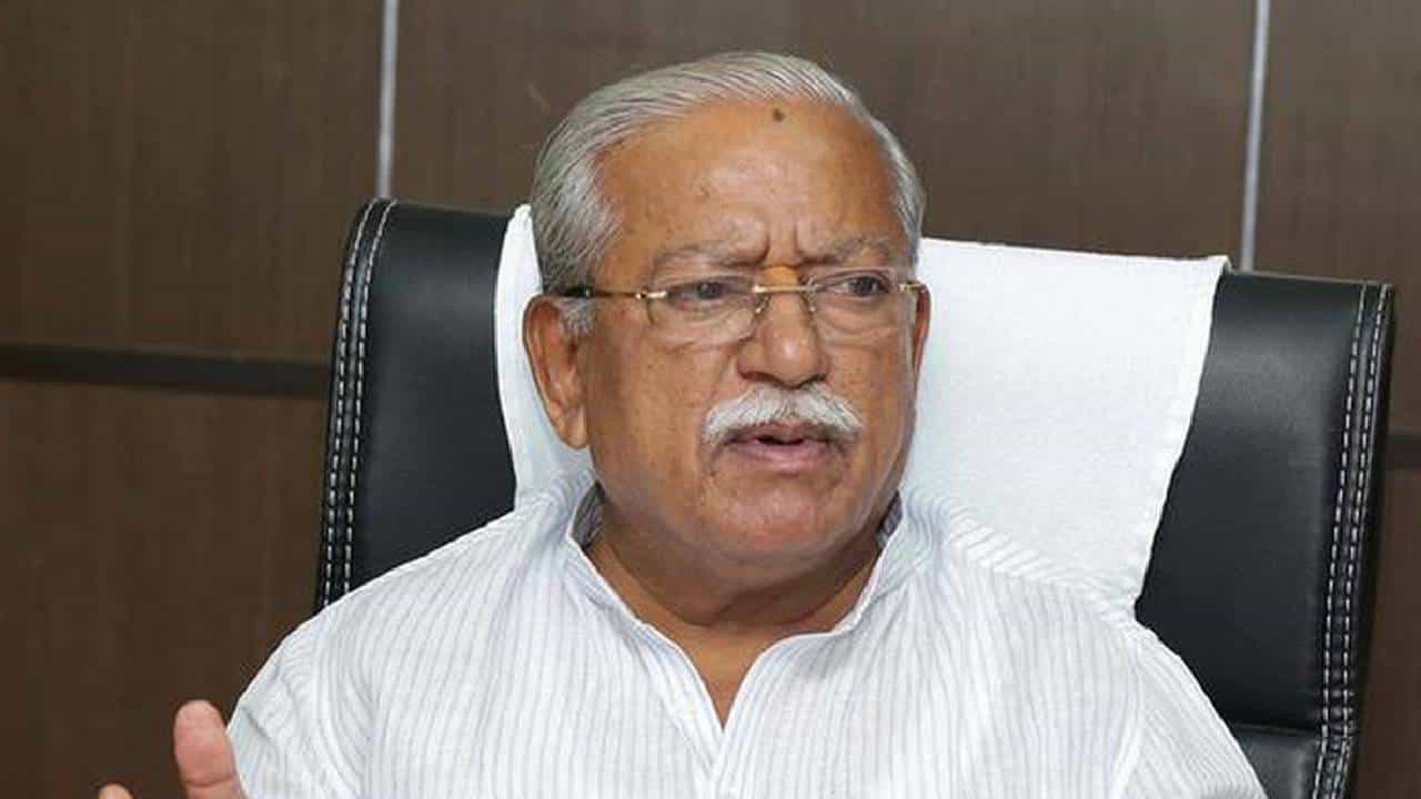 ನನ್ನ ಬಿಟ್ಟರೆ ಯಾರಿಗೂ ಟಿಕೆಟ್ ಕೊಡಲ್ಲ, ನನಗೆ ವಿರೋಧ ಮಾಡಿದವರು ಯಾರೂ ಬದುಕಿಲ್ಲ: ಜಿಗಜಿಣಗಿ ನನ್ನ ಬಿಟ್ಟರೆ ಯಾರಿಗೂ ಟಿಕೆಟ್ ಕೊಡಲ್ಲ, ನನಗೆ ವಿರೋಧ ಮಾಡಿದವರು ಯಾರೂ ಬದುಕಿಲ್ಲ: ಜಿಗಜಿಣಗಿ