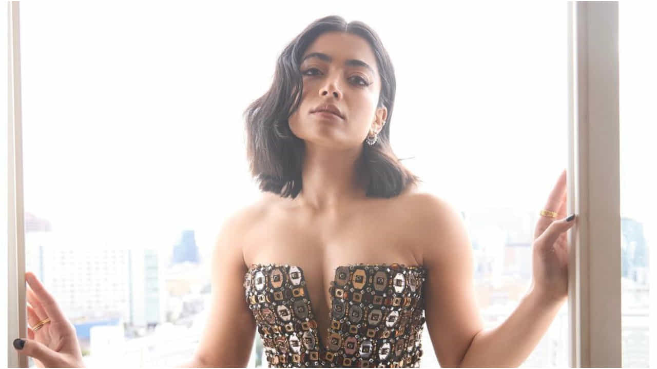 Rashmika Mandanna: ಜಪಾನ್ನಲ್ಲೂ ಸೃಷ್ಟಿಯಾಗಿದೆ ರಶ್ಮಿಕಾ ಮಂದಣ್ಣ ಅಭಿಮಾನಿ ಬಳಗ Rashmika Mandanna: ಜಪಾನ್ನಲ್ಲೂ ಸೃಷ್ಟಿಯಾಗಿದೆ ರಶ್ಮಿಕಾ ಮಂದಣ್ಣ ಅಭಿಮಾನಿ ಬಳಗ