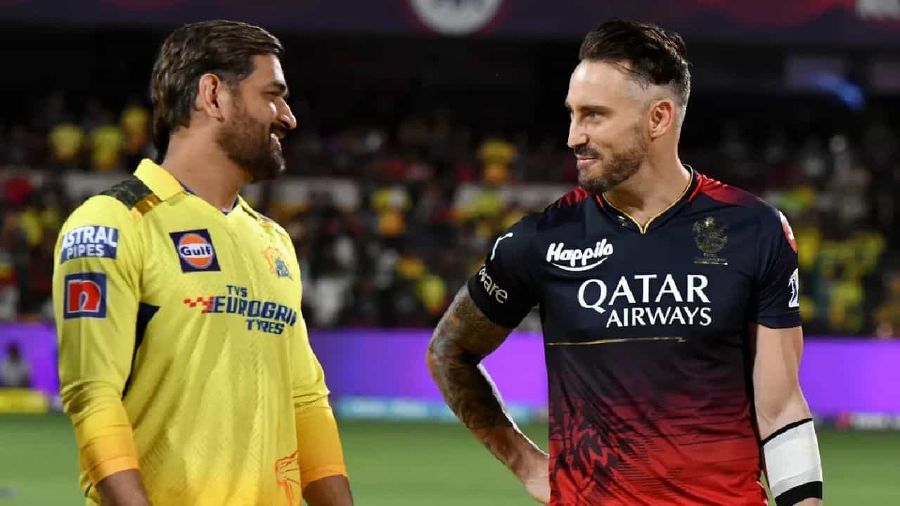 ರಂಗು ರಂಗಿನ ಕ್ರಿಕೆಟ್ ಟೂರ್ನಿ ಇಂಡಿಯನ್ ಪ್ರೀಮಿಯರ್ ಲೀಗ್ (IPL 2024) ರಂಗೇರಲು ಇನ್ನು ಉಳಿದಿರುವುದು ಕೇವಲ 1 ದಿನ ಮಾತ್ರ. ಚೆನ್ನೈನ ಎಂಎ ಚಿದಂಬರಂ ಸ್ಟೇಡಿಯಂನಲ್ಲಿ ಶುಕ್ರವಾರ (ಮಾ.22) ನಡೆಯಲಿರುವ RCB ಮತ್ತು CSK ನಡುವಣ ಪಂದ್ಯದೊಂದಿಗೆ ಐಪಿಎಲ್ಗೆ ಅಧಿಕೃತ ಚಾಲನೆ ದೊರೆಯಲಿದೆ.