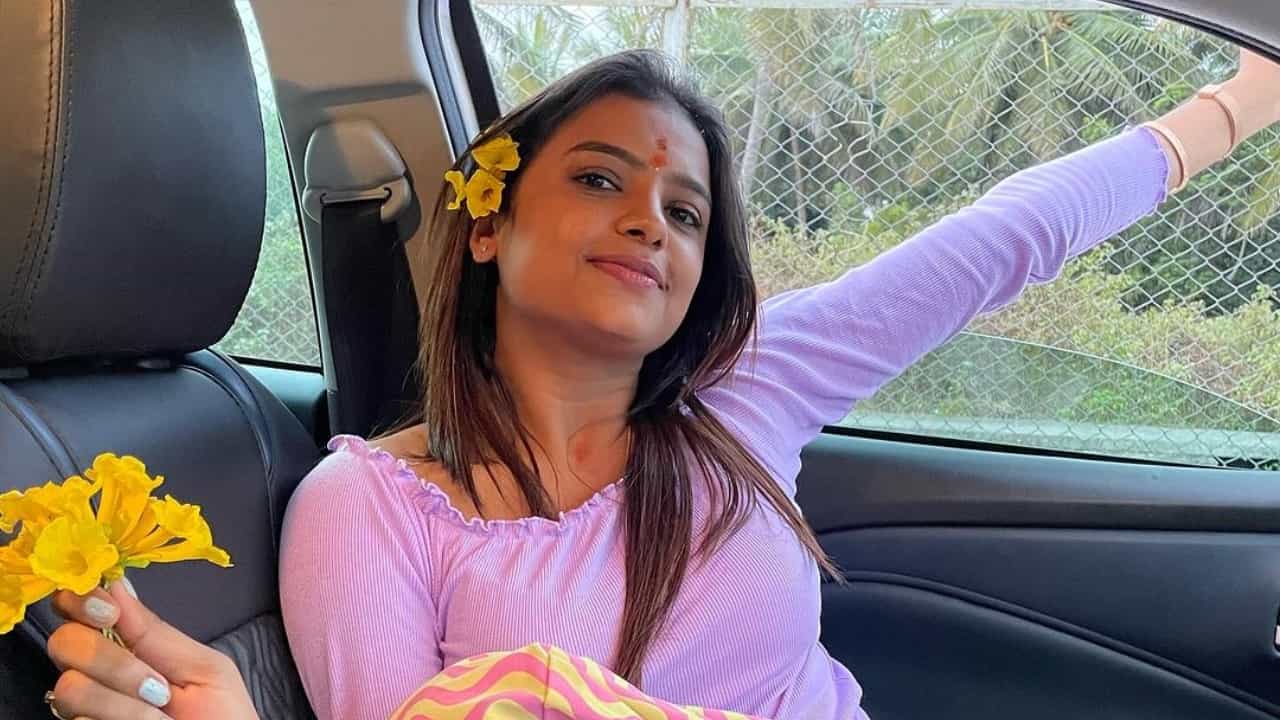 ಸೋನು ಶ್ರೀನಿವಾಸ ಗೌಡಗೆ ಹೆಚ್ಚಿದ ಸಂಕಷ್ಟ; 14 ದಿನ ನ್ಯಾಯಾಂಗ ಬಂಧನ ಸೋನು ಶ್ರೀನಿವಾಸ ಗೌಡಗೆ ಹೆಚ್ಚಿದ ಸಂಕಷ್ಟ; 14 ದಿನ ನ್ಯಾಯಾಂಗ ಬಂಧನ
