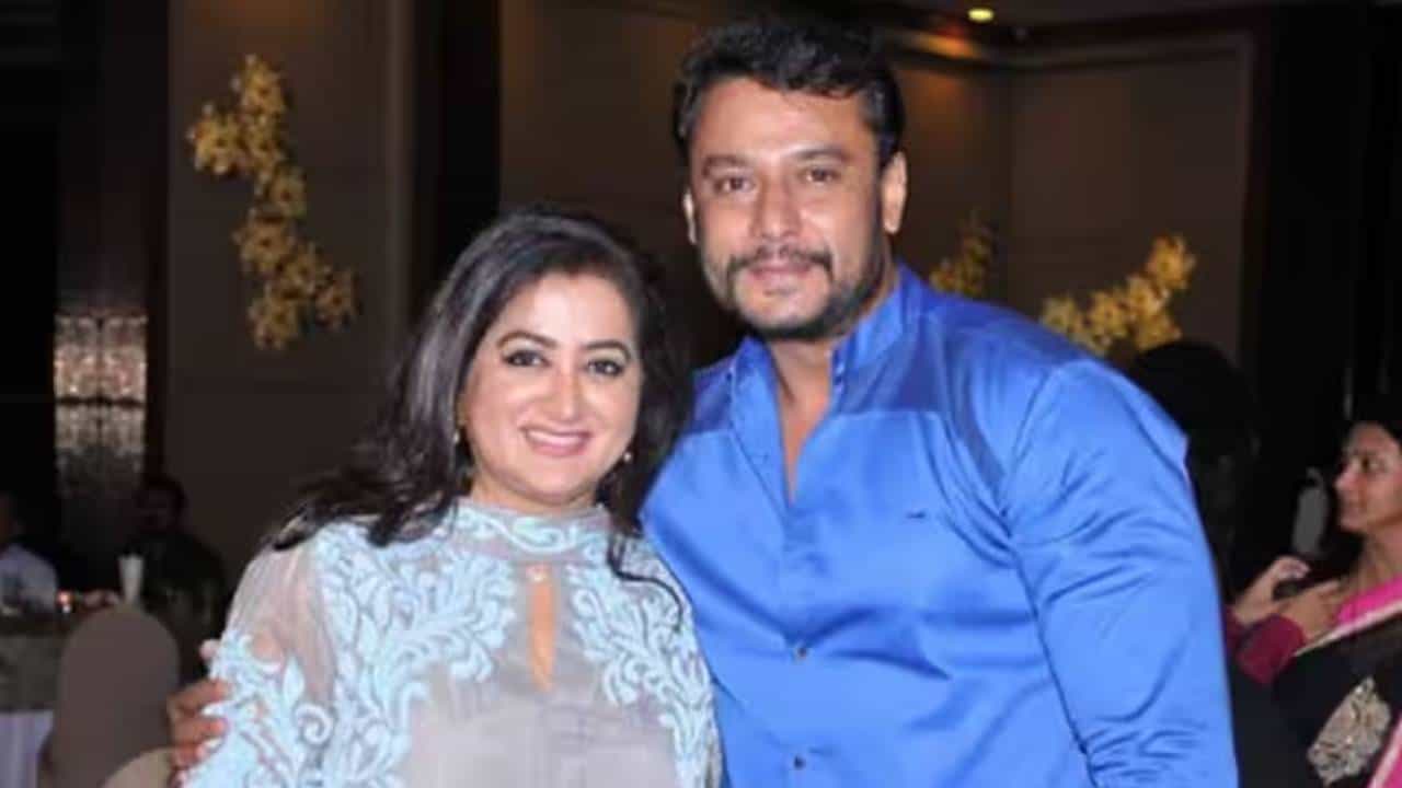ಈ ಬಾರಿಯೂ ಸುಮಲತಾ ಪರ ಡಿ ಬಾಸ್ ಪ್ರಚಾರ: ಹೆತ್ತ ತಾಯಿನ ಬಿಟ್ಟು ಕೊಡೋಕಾಗುತ್ತಾ ಎಂದ ದರ್ಶನ ಈ ಬಾರಿಯೂ ಸುಮಲತಾ ಪರ ಡಿ ಬಾಸ್ ಪ್ರಚಾರ: ಹೆತ್ತ ತಾಯಿನ ಬಿಟ್ಟು ಕೊಡೋಕಾಗುತ್ತಾ ಎಂದ ದರ್ಶನ