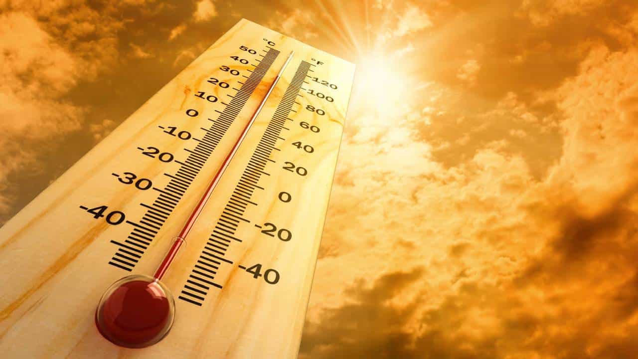 Karnataka Weather Update: ಉತ್ತರ ಕರ್ನಾಟಕದ 7 ಜಿಲ್ಲೆಗಳಲ್ಲಿ ಮುಂದಿನ 2-3 ದಿನ ಉಷ್ಣಾಂಶ ಹೆಚ್ಚಳ ಸಾಧ್ಯತೆ Karnataka Weather Update: ಉತ್ತರ ಕರ್ನಾಟಕದ 7 ಜಿಲ್ಲೆಗಳಲ್ಲಿ ಮುಂದಿನ 2-3 ದಿನ ಉಷ್ಣಾಂಶ ಹೆಚ್ಚಳ ಸಾಧ್ಯತೆ
