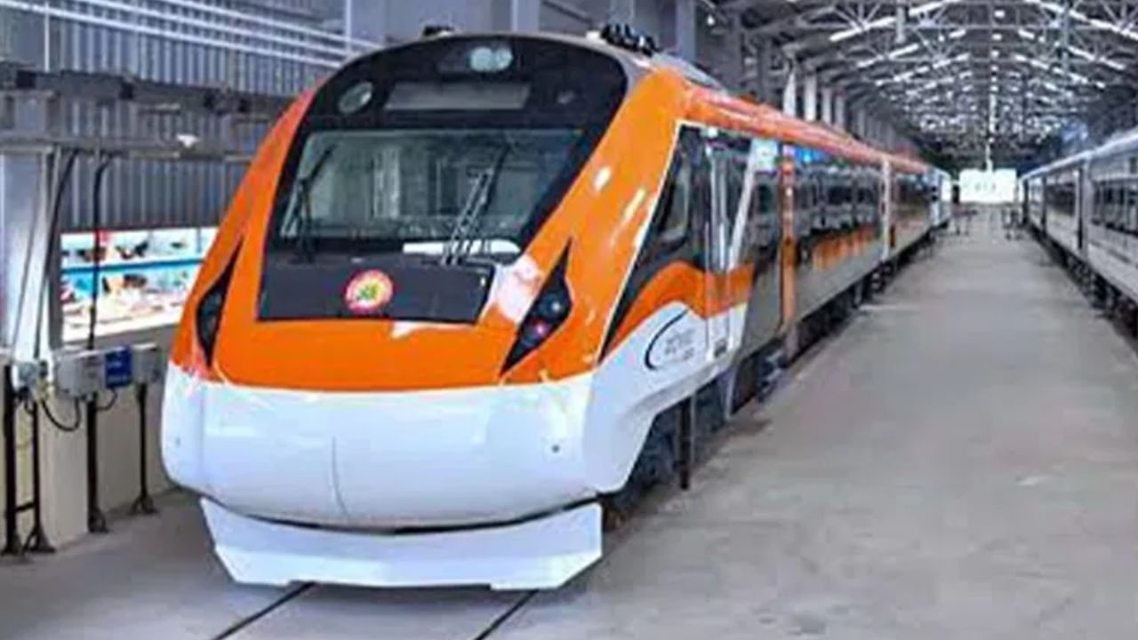 Vande Bharat Express: ಮೈಸೂರು ಚೆನ್ನೈ ಮಧ್ಯೆ ಮತ್ತೊಂದು ವಂದೇ ಭಾರತ್ ಎಕ್ಸ್ಪ್ರೆಸ್, ವೇಳಾಪಟ್ಟಿ ಇಲ್ಲಿದೆ Vande Bharat Express: ಮೈಸೂರು ಚೆನ್ನೈ ಮಧ್ಯೆ ಮತ್ತೊಂದು ವಂದೇ ಭಾರತ್ ಎಕ್ಸ್ಪ್ರೆಸ್, ವೇಳಾಪಟ್ಟಿ ಇಲ್ಲಿದೆ
