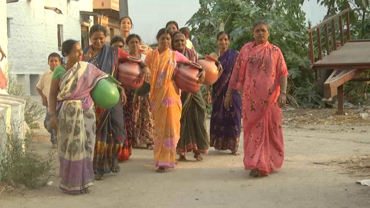 ಗದಗ: ಶುದ್ಧ ನೀರಿನ ಹರಿಕಾರ ಎಚ್ಕೆ ಪಾಟೀಲ್ ತವರು ಕ್ಷೇತ್ರದಲ್ಲಿ ನೀರಿಗಾಗಿ ಹಾಹಾಕಾರ ಗದಗ: ಶುದ್ಧ ನೀರಿನ ಹರಿಕಾರ ಎಚ್ಕೆ ಪಾಟೀಲ್ ತವರು ಕ್ಷೇತ್ರದಲ್ಲಿ ನೀರಿಗಾಗಿ ಹಾಹಾಕಾರ
