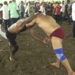 Bidar Filevans fight in a wrestling match