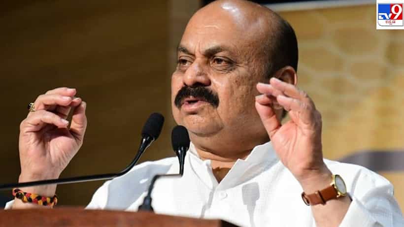 ಹುಬ್ಬಳ್ಳಿ ವಿದ್ಯಾರ್ಥಿನಿ ನೇಹಾ ಕೊಲೆ ಪ್ರಕರಣ: ರಾಜ್ಯ ಸರ್ಕಾರದ ವಿರುದ್ಧ ಬೊಮ್ಮಾಯಿ, ಮುತಾಲಿಕ್ ವಾಗ್ದಾಳಿ