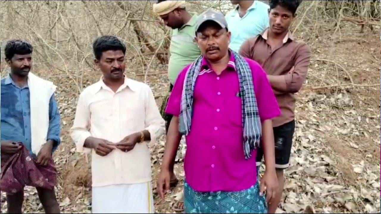 Davangere Channagiri villagers giving drinking water for Forest annimmals 