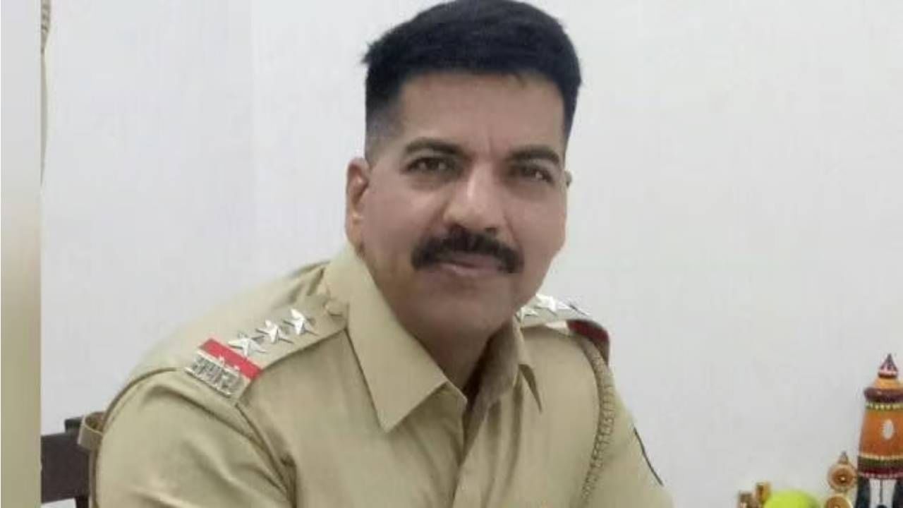 ಸಲ್ಮಾನ್ ಮನೆ ಎದುರು ಗುಂಡಿನ ದಾಳಿ ಪ್ರಕರಣ, ಎನ್ಕೌಂಟರ್ ಸ್ಪೆಷಲಿಸ್ಟ್ ದಯಾನಾಯಕ್ ಎಂಟ್ರಿ ಸಲ್ಮಾನ್ ಮನೆ ಎದುರು ಗುಂಡಿನ ದಾಳಿ ಪ್ರಕರಣ, ಎನ್ಕೌಂಟರ್ ಸ್ಪೆಷಲಿಸ್ಟ್ ದಯಾನಾಯಕ್ ಎಂಟ್ರಿ