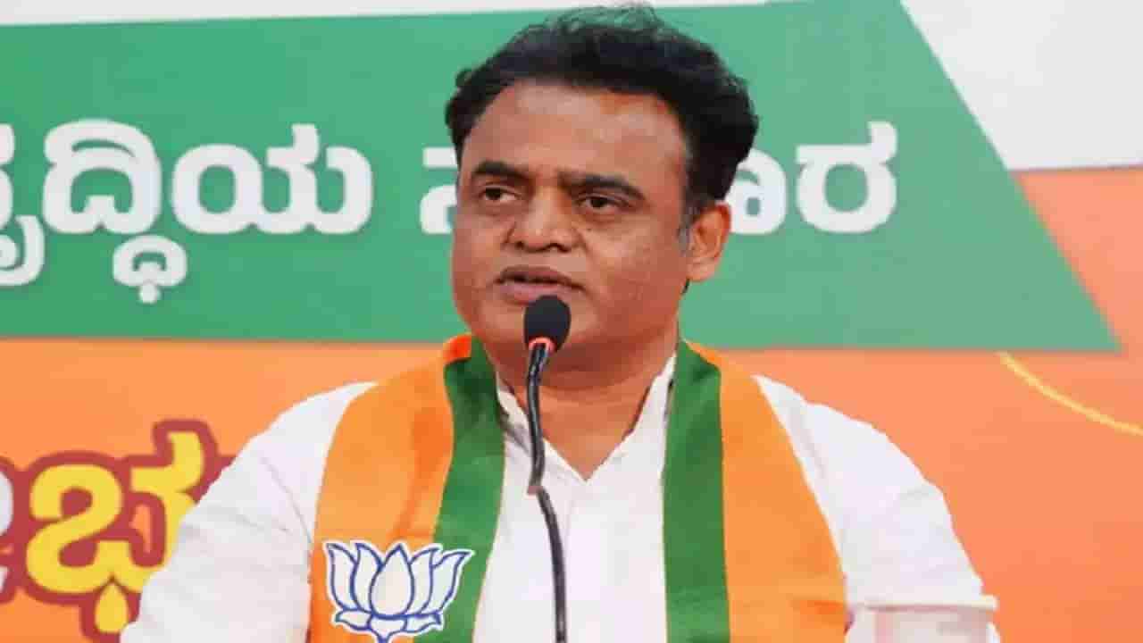 ಸೋಲಿನ ಭಯದಲ್ಲಿ ಕಾಂಗ್ರೆಸ್ ಗ್ಯಾರಂಟಿ ಕಾರ್ಡ್ ಕೊಡ್ತಿದೆ; ಡಾ. ಅಶ್ವಥ್ ನಾರಾಯಣ್