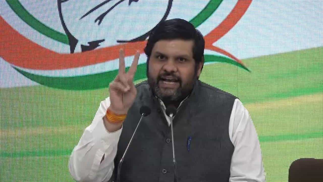 ಕಾಂಗ್ರೆಸ್ಗೆ ಮತ್ತೊಂದು ಶಾಕ್, ವಕ್ತಾರ ಗೌರವ್ ವಲ್ಲಭ್ ರಾಜೀನಾಮೆ ಕಾಂಗ್ರೆಸ್ಗೆ ಮತ್ತೊಂದು ಶಾಕ್, ವಕ್ತಾರ ಗೌರವ್ ವಲ್ಲಭ್ ರಾಜೀನಾಮೆ