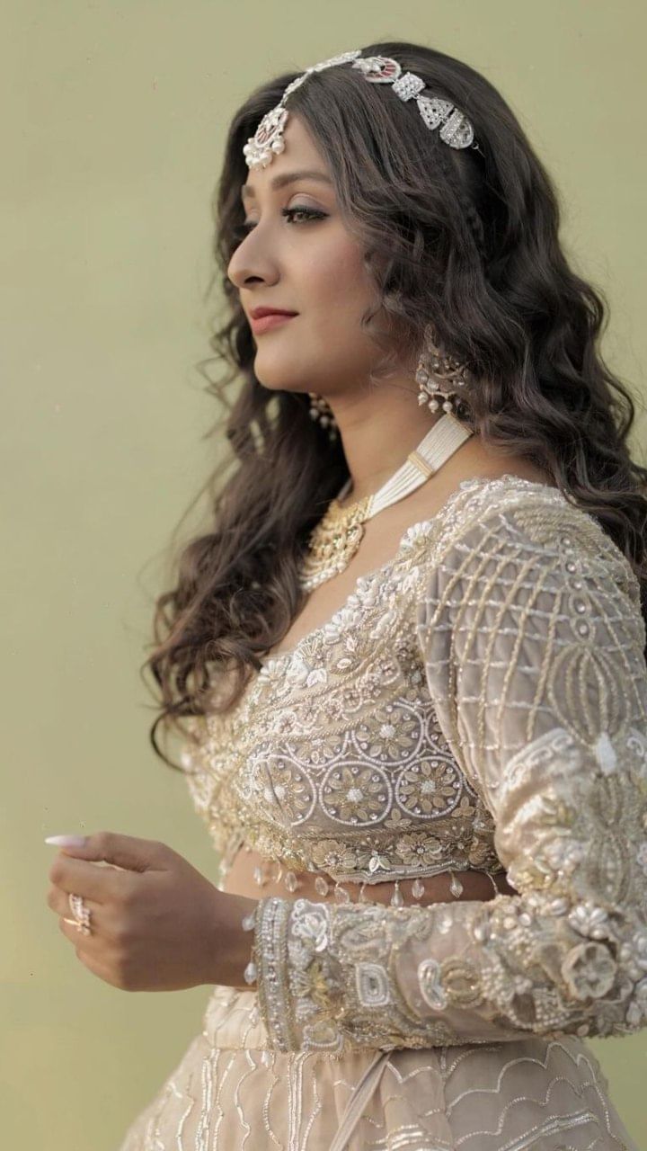Monica Vijay (2)