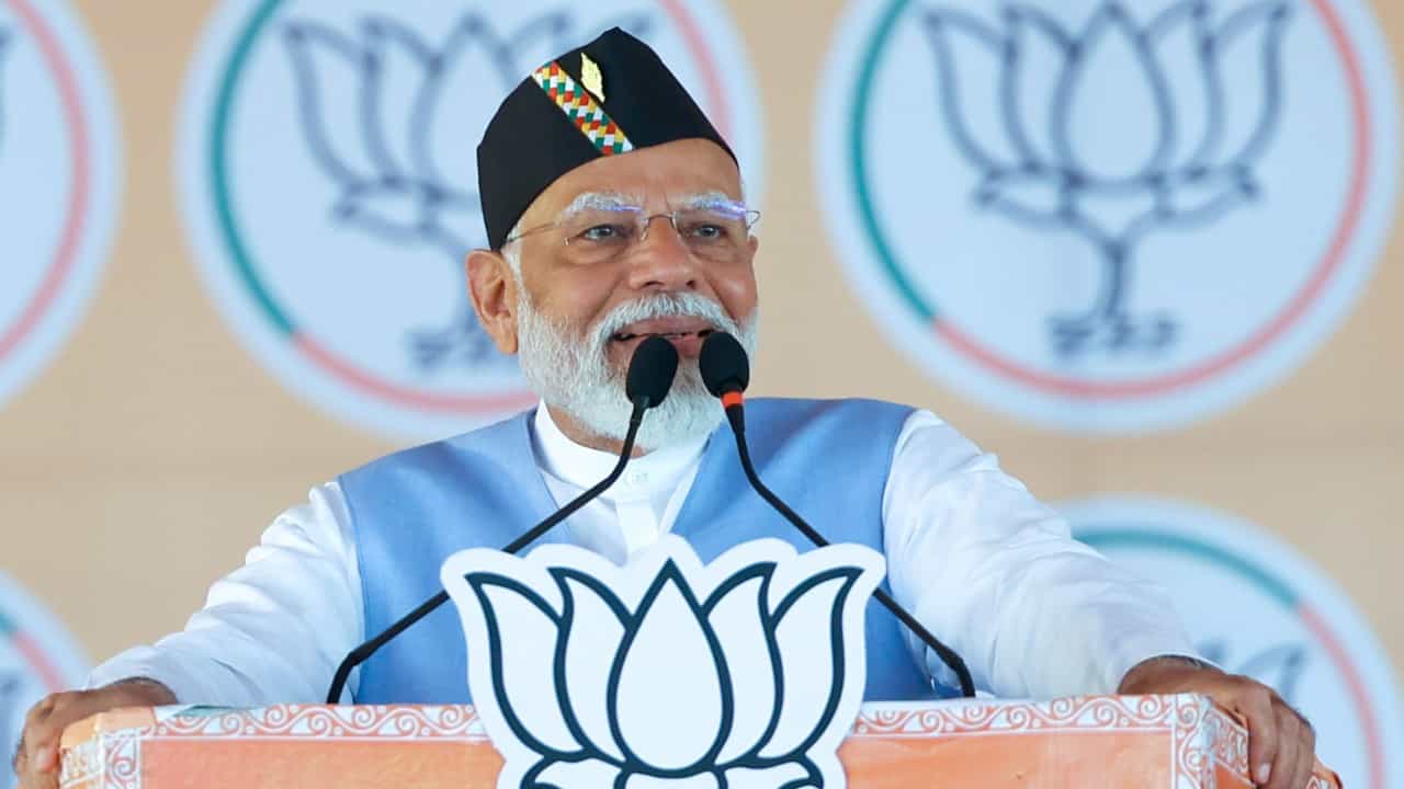 ಉತ್ತರಾಖಂಡದ ರುದ್ರಪುರದಲ್ಲಿ ಪಿಎಂ ರೋಡ್ ಶೋ; 3ನೇ ಅವಧಿಯಲ್ಲಿ ಭ್ರಷ್ಟರ ವಿರುದ್ಧ ತೀವ್ರ ಕ್ರಮ: ಮೋದಿ ಉತ್ತರಾಖಂಡದ ರುದ್ರಪುರದಲ್ಲಿ ಪಿಎಂ ರೋಡ್ ಶೋ; 3ನೇ ಅವಧಿಯಲ್ಲಿ ಭ್ರಷ್ಟರ ವಿರುದ್ಧ ತೀವ್ರ ಕ್ರಮ: ಮೋದಿ