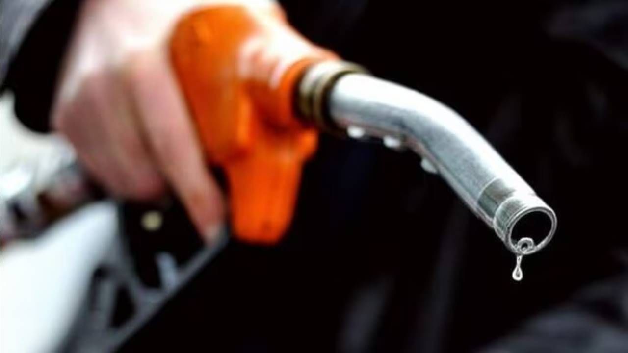 Petrol Diesel Price on April 22: ಮಹಾರಾಷ್ಟ್ರ, ಛತ್ತೀಸ್ಗಢದಲ್ಲಿ ಪೆಟ್ರೋಲ್, ಡೀಸೆಲ್ ದರ ಏರಿಕೆ