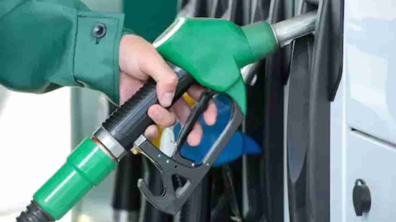 Petrol Diesel Price on April 30: ಬೆಂಗಳೂರು ಸೇರಿ ದೇಶದ ಬೇರೆ ಕಡೆಗಳಲ್ಲಿ ಪೆಟ್ರೋಲ್, ಡೀಸೆಲ್ ದರ ಹೇಗಿದೆ?