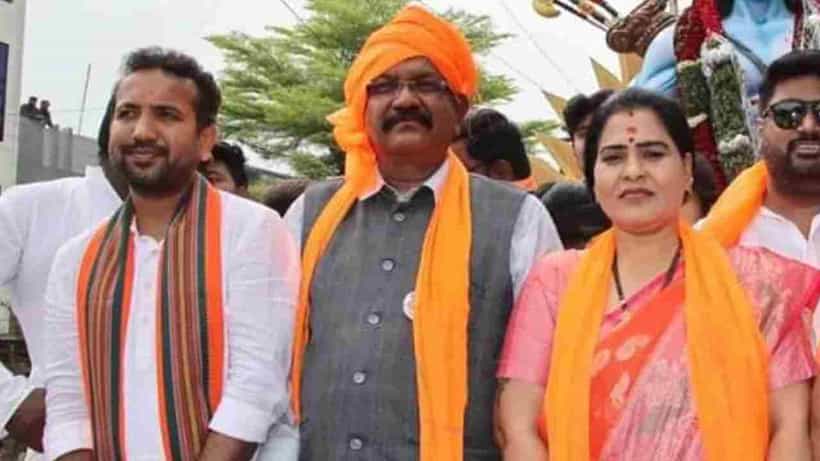 Umesh Jadhav: ನಿನ್ನೆ ಆರ್ಡಿ ಪಾಟೀಲ್, ಇಂದು ದಿವ್ಯಾ ಹಾಗರಗಿ ಜೊತೆ ಫೋಟೋಗೆ ಪೋಸ್ ಕೊಟ್ಟ ಉಮೇಶ್ ಜಾಧವ್
