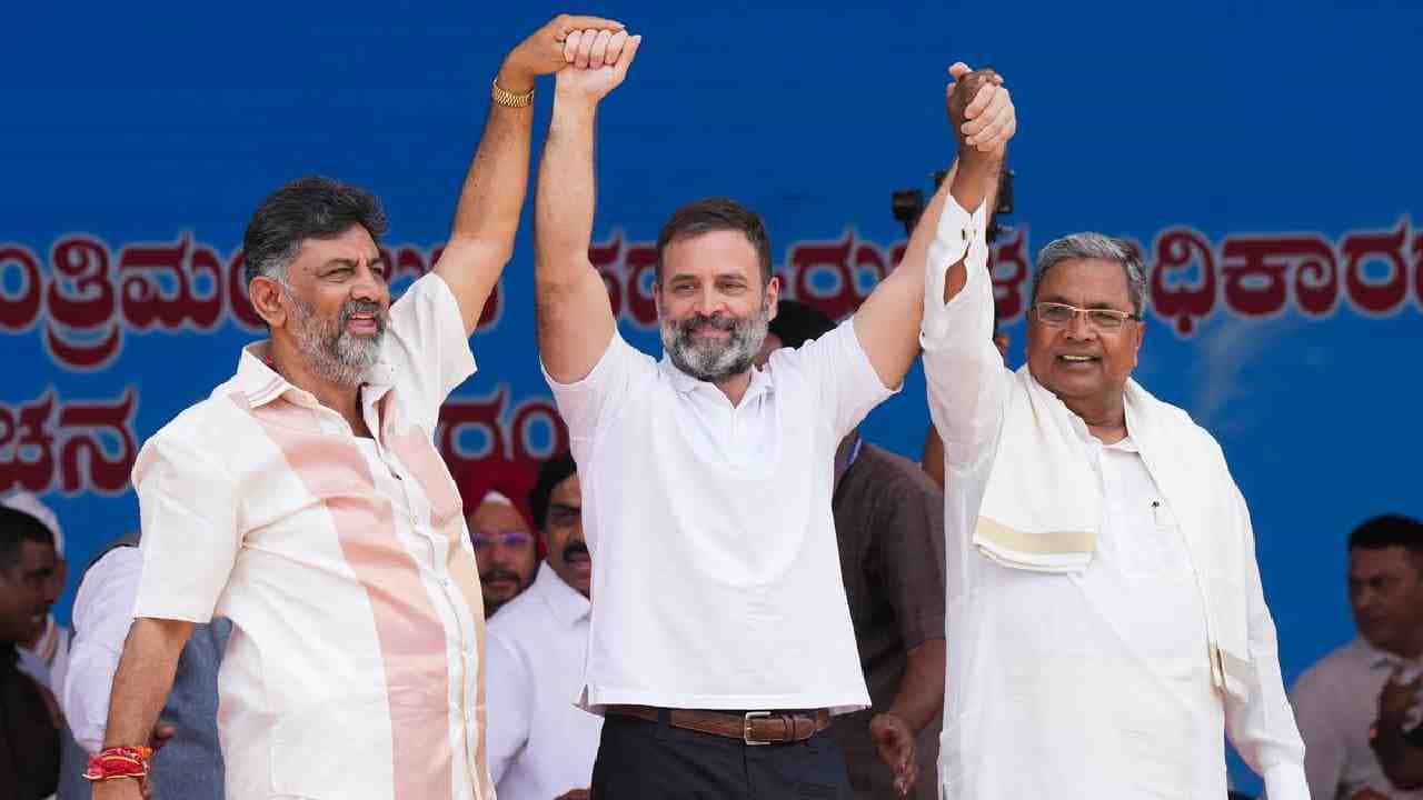 ಇಂದು ಕರ್ನಾಟಕಕ್ಕೆ ರಾಹುಲ್ ಗಾಂಧಿ: ಮಂಡ್ಯ, ಕೋಲಾರದಲ್ಲಿ ಕಾಂಗ್ರೆಸ್ ಬೃಹತ್ ಸಮಾವೇಶ ಇಂದು ಕರ್ನಾಟಕಕ್ಕೆ ರಾಹುಲ್ ಗಾಂಧಿ: ಮಂಡ್ಯ, ಕೋಲಾರದಲ್ಲಿ ಕಾಂಗ್ರೆಸ್ ಬೃಹತ್ ಸಮಾವೇಶ