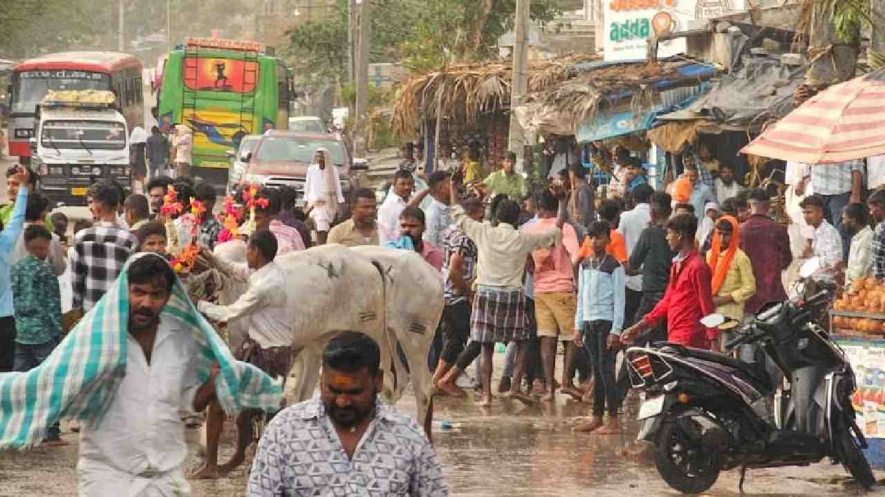 ಯುಗಾದಿ ದಿನವೇ ಕರ್ನಾಟಕದ ವಿವಿದೆಡೆ ತಂಪೆರೆದ ಮಳೆರಾಯ, ಬಿಸಿಲಿನಿಂದ ತತ್ತರಿಸಿದ್ದ ಜನ ಫುಲ್ ಖುಷ್