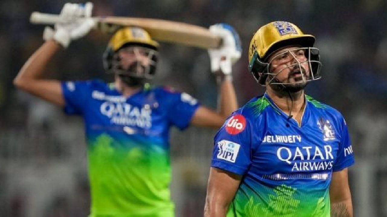 ಪರಿಣಾಮ 19ನೇ ಓವರ್ನಲ್ಲಿ ಆರ್ಸಿಬಿ 3 ರನ್ಗಳನ್ನು ಕೈಚೆಲ್ಲಿಕೊಂಡಿತು. ಇತ್ತ ಕೊನೆಯ ಓವರ್ನಲ್ಲಿ 21 ರನ್ಗಳ ಗುರಿ ಪಡೆದ ಕರ್ಣ್ ಶರ್ಮಾ ತಾನು ಯಾವುದೇ ಫಿನಿಶರ್ಗೂ ಕಮ್ಮಿ ಇಲ್ಲ ಎಂಬಂತೆ ಮಿಚೆಲ್ ಸ್ಟಾರ್ಕ್ಗೆ ಹ್ಯಾಟ್ರಿಕ್ ಸಿಕ್ಸ್ ಸಿಡಿಸಿದರು. ಆದರೆ 5ನೇ ಎಸೆತದಲ್ಲಿ ಸ್ಟಾರ್ಕ್ ಹಿಡಿದ ಅದ್ಭುತ ಕ್ಯಾಚ್ನಿಂದಾಗಿ ಕರ್ಣ್ ಶರ್ಮಾ ಹೊರನಡೆಯಬೇಕಾಯಿತು.