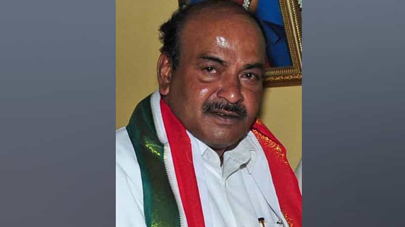 ಸಿಎಂ ರ್ಯಾಲಿ ವೇಳೆ ಭದ್ರತಾ ಲೋಪ: ಬಂದೂಕುಧಾರಿ ರಿಯಾಜ್ ಒಳ್ಳೆ ಹುಡಗ, ಅವನಿಗೆ ಗನ್ ಲೈಸೆನ್ಸ್ ಇದೆ ಎಂದ ಕಾಂಗ್ರೆಸ್ ಮಾಜಿ ಶಾಸಕ