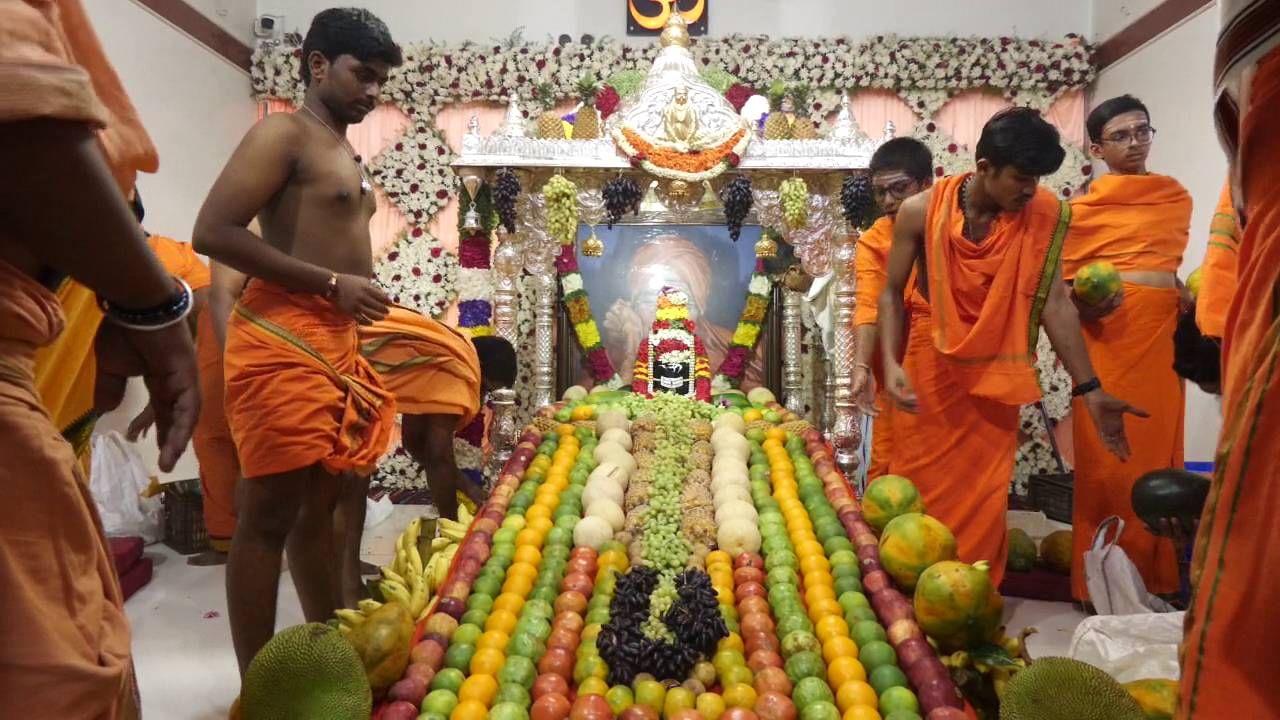 Tumakuru Siddaganga Shree Shivakumara Swamiji 117th birthday: V Somanna, Parameshwar, CN Manjunath visit siddaganga mutt