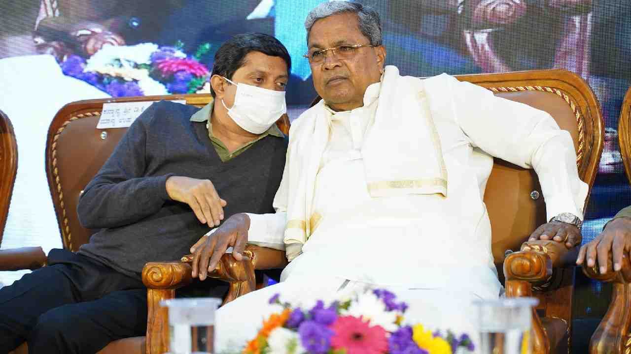 ಕಾಂಗ್ರೆಸ್ ಹೆಚ್ಚು ಸ್ಥಾನ ಗೆಲ್ಲದಿದ್ದರೆ ಅಲುಗಾಡುತ್ತಾ ಸಿಎಂ ಕುರ್ಚಿ? ಹೊಸ ಬಾಂಬ್ ಸಿಡಿಸಿದ ಸಿದ್ದರಾಮಯ್ಯ ಶಿಷ್ಯ ಕಾಂಗ್ರೆಸ್ ಹೆಚ್ಚು ಸ್ಥಾನ ಗೆಲ್ಲದಿದ್ದರೆ ಅಲುಗಾಡುತ್ತಾ ಸಿಎಂ ಕುರ್ಚಿ? ಹೊಸ ಬಾಂಬ್ ಸಿಡಿಸಿದ ಸಿದ್ದರಾಮಯ್ಯ ಶಿಷ್ಯ