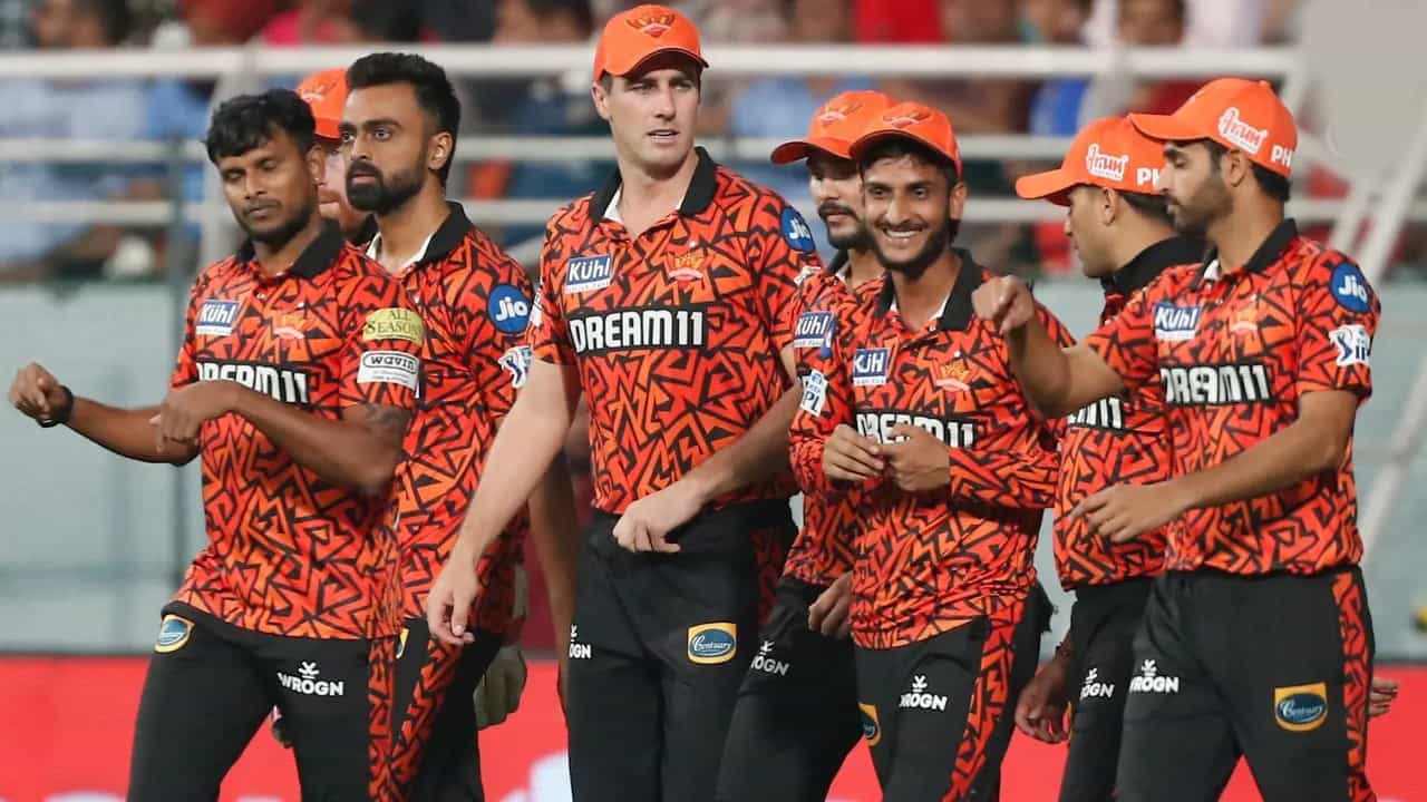 IPL 2024: ರಣರೋಚಕ ಹೋರಾಟದಲ್ಲಿ ಸನ್ರೈಸರ್ಸ್ ಹೈದರಾಬಾದ್ಗೆ ರೋಚಕ ಜಯ IPL 2024: ರಣರೋಚಕ ಹೋರಾಟದಲ್ಲಿ ಸನ್ರೈಸರ್ಸ್ ಹೈದರಾಬಾದ್ಗೆ ರೋಚಕ ಜಯ