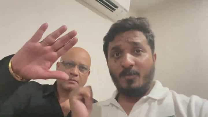 ‘ಯಾವುದೇ ಕಿತ್ತಾಟ ಇಲ್ಲ’; ‘ಮಾರ್ಟಿನ್’ ಸಿನಿಮಾ ವದಂತಿಗೆ ತೆರೆ ಎಳೆದ ನಿರ್ದೇಶಕ, ನಿರ್ಮಾಪಕ ‘ಯಾವುದೇ ಕಿತ್ತಾಟ ಇಲ್ಲ’; ‘ಮಾರ್ಟಿನ್’ ಸಿನಿಮಾ ವದಂತಿಗೆ ತೆರೆ ಎಳೆದ ನಿರ್ದೇಶಕ, ನಿರ್ಮಾಪಕ