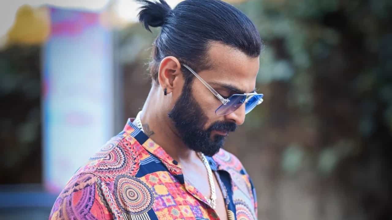 ‘ಸ್ಥಳೀಯ ಕಲಾವಿದರಿಗೆ ಮೊದಲ ಆದ್ಯತೆ ನೀಡಿ’; ವಿನಯ್ ಗೌಡ ವಿಶೇಷ ಮನವಿ