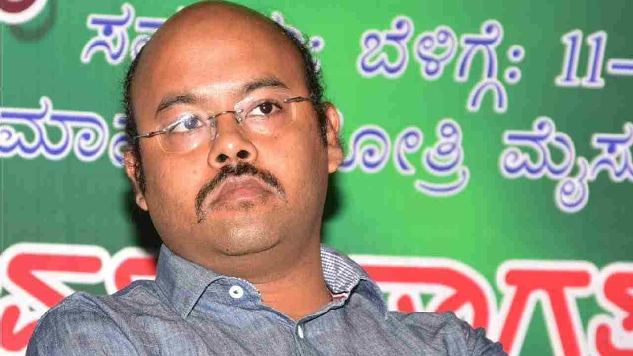 ಬಿಜೆಪಿ ವಿರುದ್ಧ ವಿವಾದಾತ್ಮಕ ಹೇಳಿಕೆ: ಯತೀಂದ್ರ ವಿರುದ್ಧ ಚುನಾವಣಾ ಆಯೋಗಕ್ಕೆ ದೂರು ಬಿಜೆಪಿ ವಿರುದ್ಧ ವಿವಾದಾತ್ಮಕ ಹೇಳಿಕೆ: ಯತೀಂದ್ರ ವಿರುದ್ಧ ಚುನಾವಣಾ ಆಯೋಗಕ್ಕೆ ದೂರು