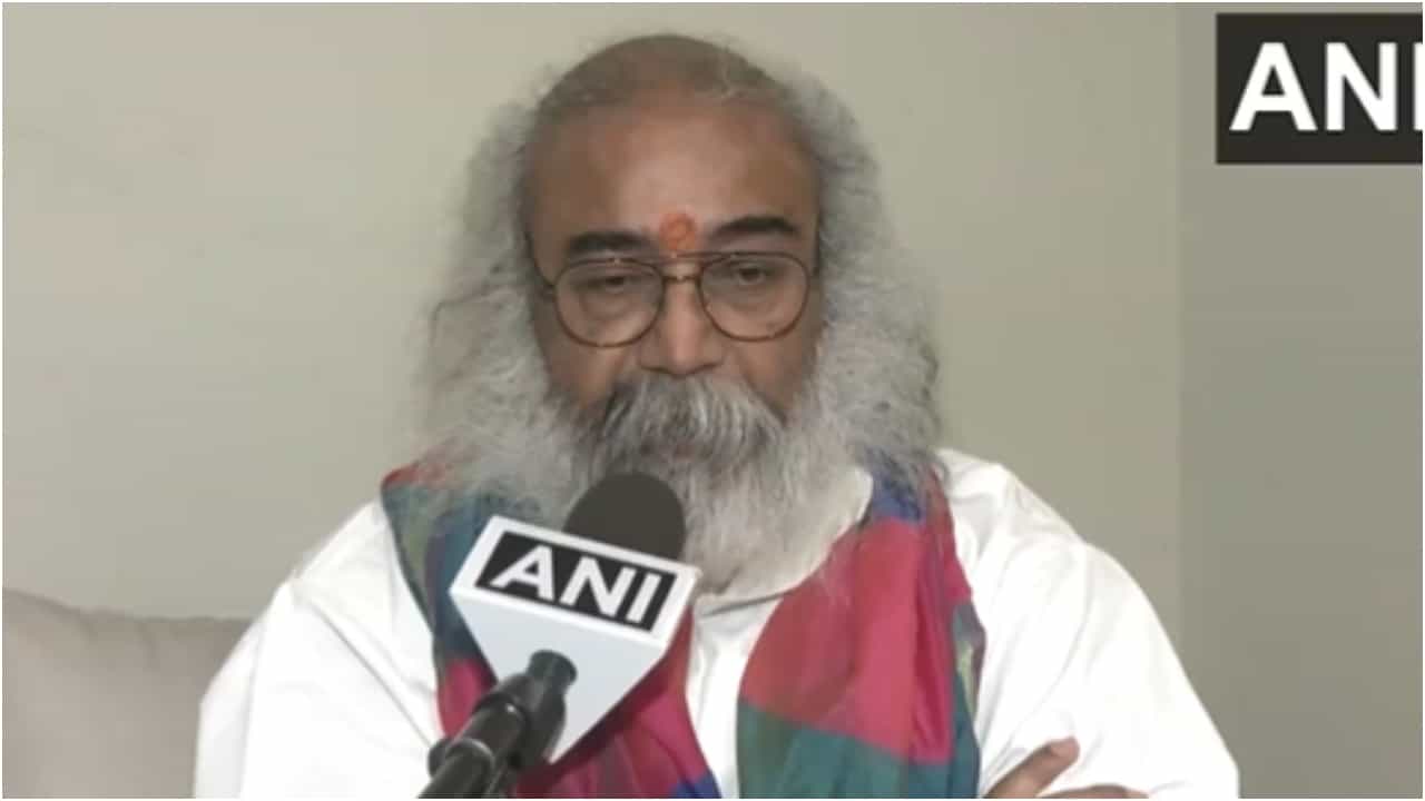 ರಾಹುಲ್ ಗಾಂಧಿ ಪಾಕಿಸ್ತಾನದಲ್ಲಿ ಸ್ಪರ್ಧಿಸುವುದು ಒಳ್ಳೆಯದು: ಪ್ರಿಯಾಂಕಾ ಗಾಂಧಿ ಮಾಜಿ ಆಪ್ತ ಆಚಾರ್ಯ ಪ್ರಮೋದ್ ಕೃಷ್ಣಂ ವ್ಯಂಗ್ಯ ರಾಹುಲ್ ಗಾಂಧಿ ಪಾಕಿಸ್ತಾನದಲ್ಲಿ ಸ್ಪರ್ಧಿಸುವುದು ಒಳ್ಳೆಯದು: ಪ್ರಿಯಾಂಕಾ ಗಾಂಧಿ ಮಾಜಿ ಆಪ್ತ ಆಚಾರ್ಯ ಪ್ರಮೋದ್ ಕೃಷ್ಣಂ ವ್ಯಂಗ್ಯ